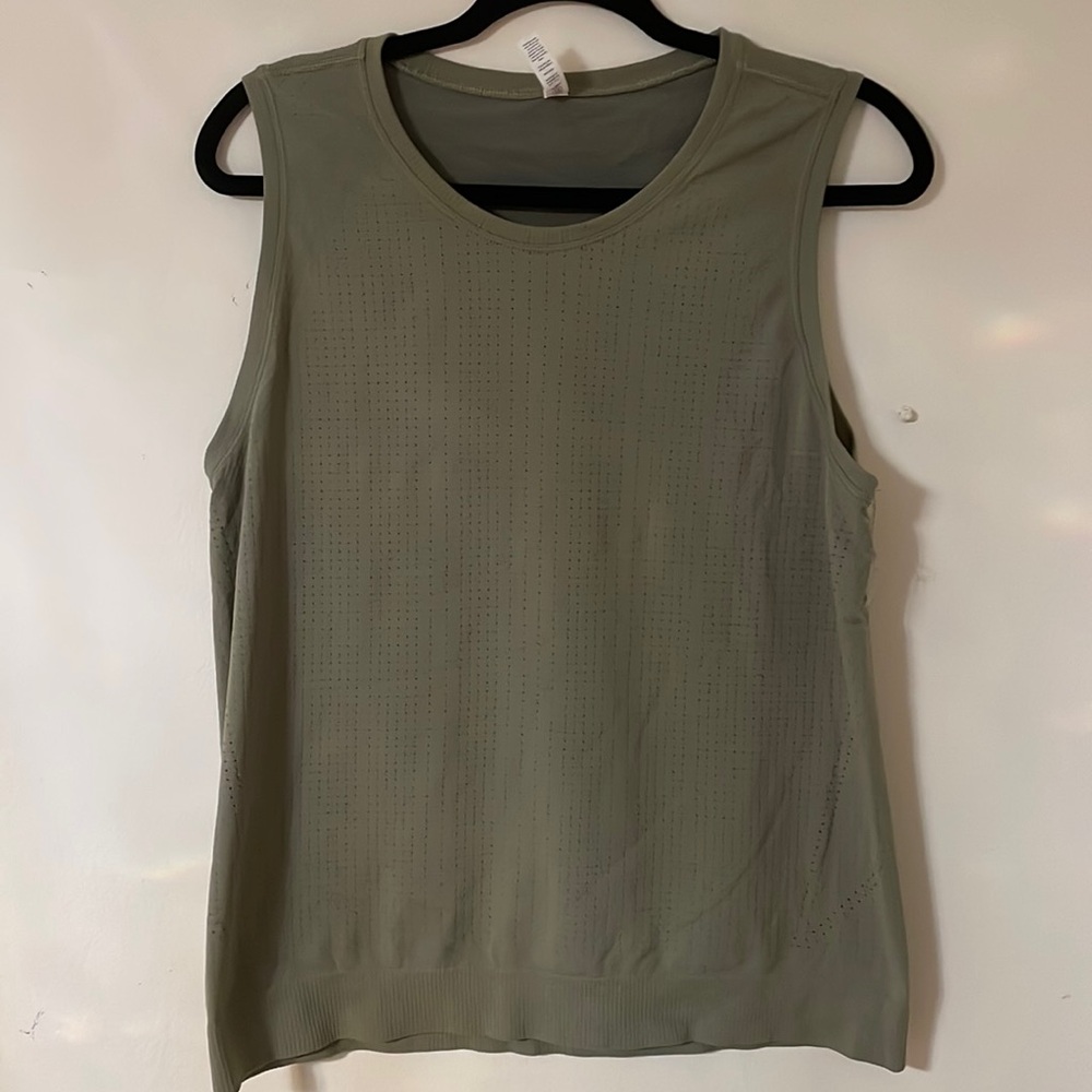 Athleta tank
